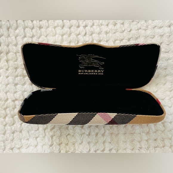 Burberry Accessories - BURBERRY Glasses Case